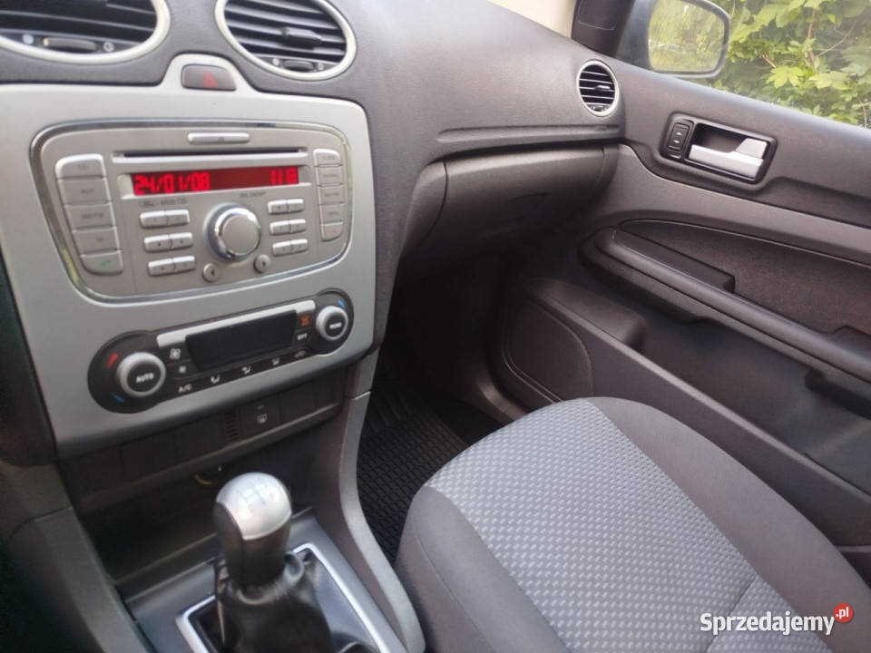 Ford Focus 2008r benzyna 5rzwi KLIMA opłaty w lakier metallic Toruń