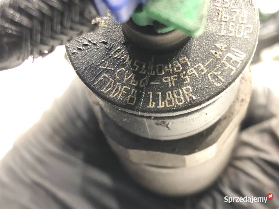 WTRYSKIWACZE KOMPLET FORD TOURNEO 0445110489 15 Wtryskiwacze sprzedam