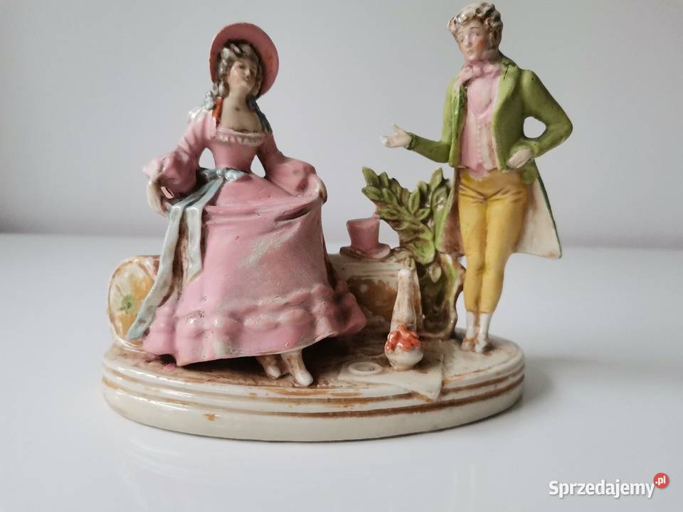Stara przedwojenna figurka porcelanowa