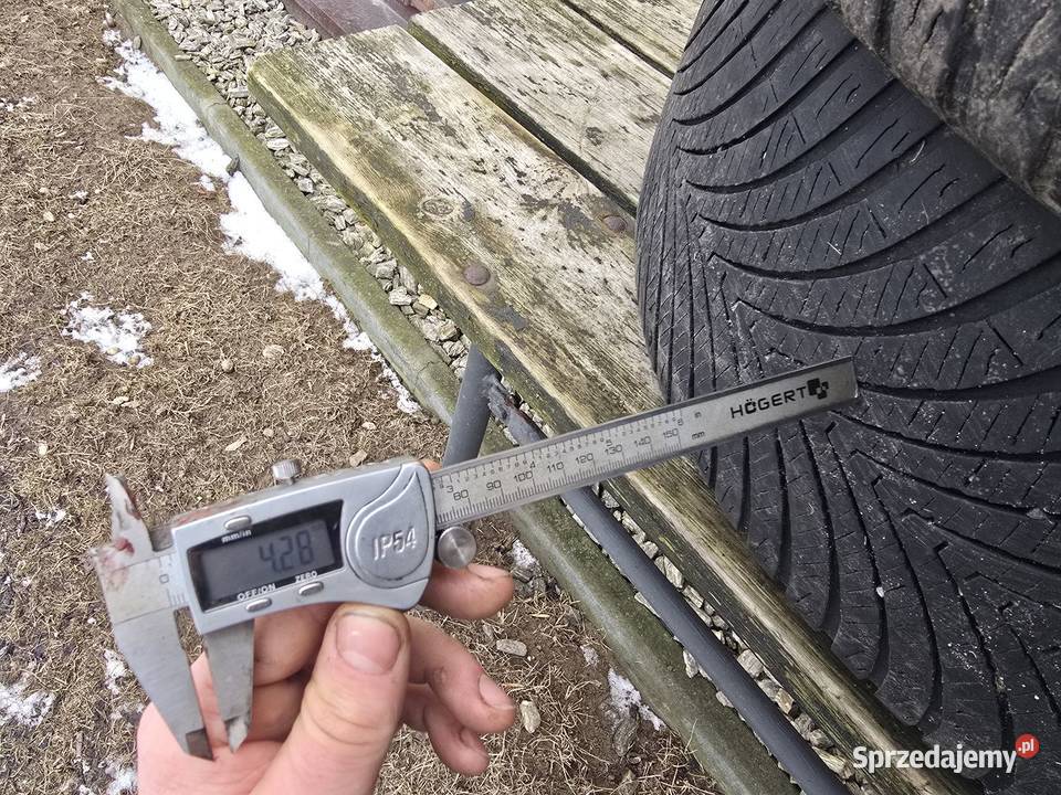 Kumho Solus 4s HA32 22555 R17 101W Samochodowe Radoszewnica