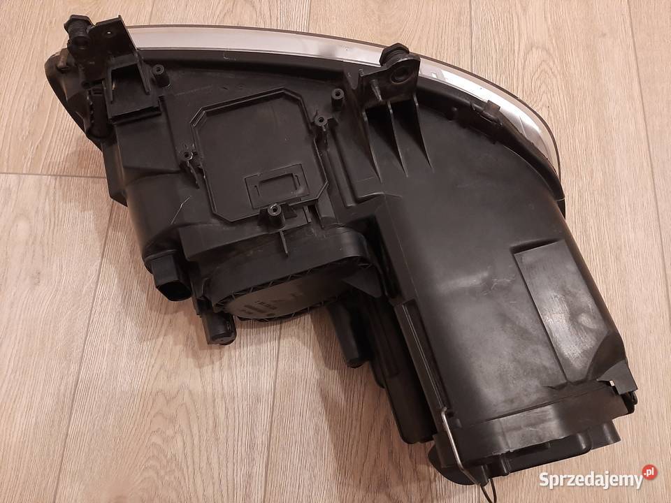 Lampa reflektor lewy przód Touran Reflektory i halogeny śląskie