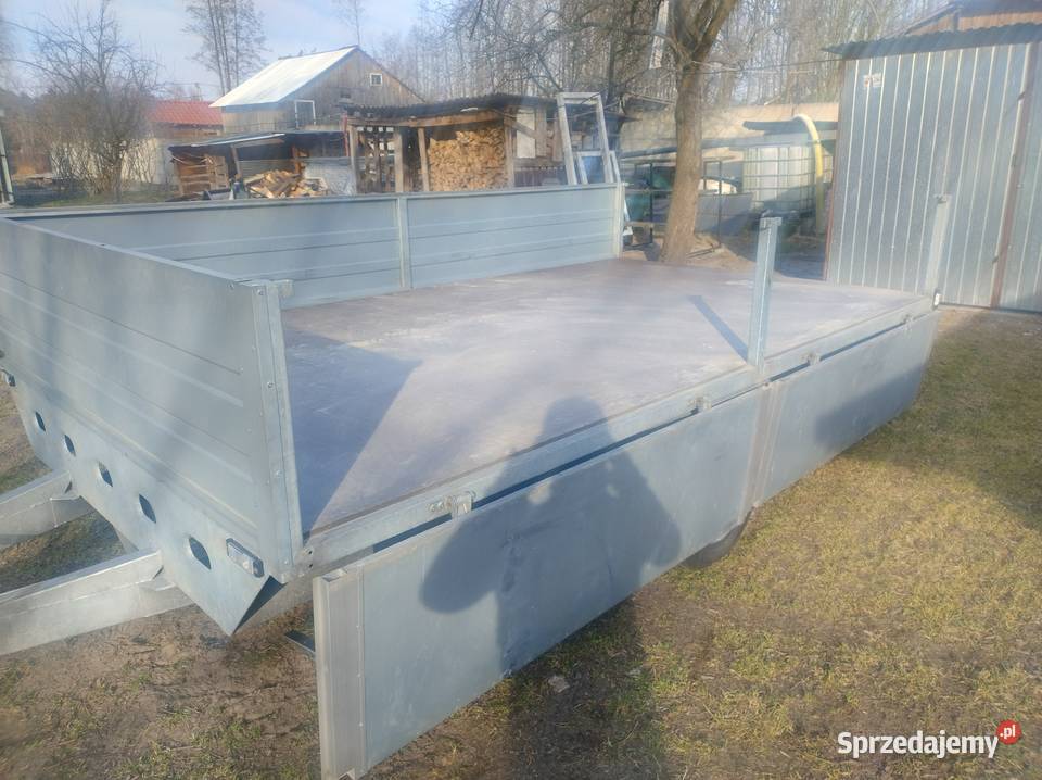Przyczepa rydwan 35 x 19 dmc 750 Pionki sprzedam