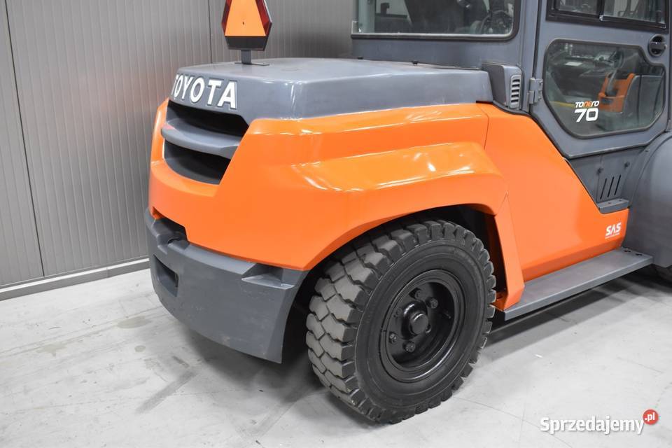 Wóżek WIdłowy TOYOTA 408FD70N 7000 udzwigu