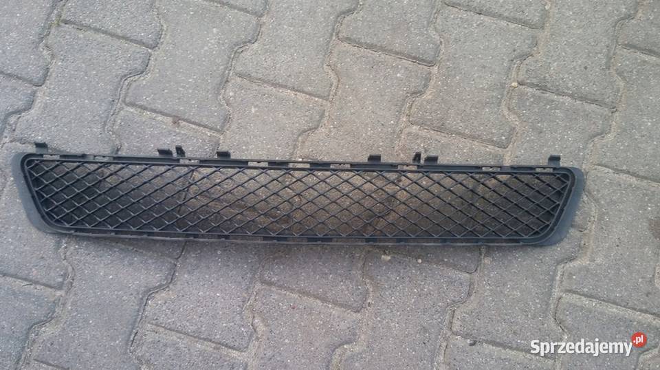 KRATKA ŚRODKOWA ZDERZAKA MERCEDES W212 Częstochowa