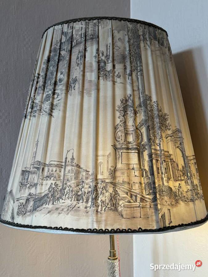 Zabytkowa lampa z oryginalnym abażurem Lampy podłogowe łódzkie Łódź