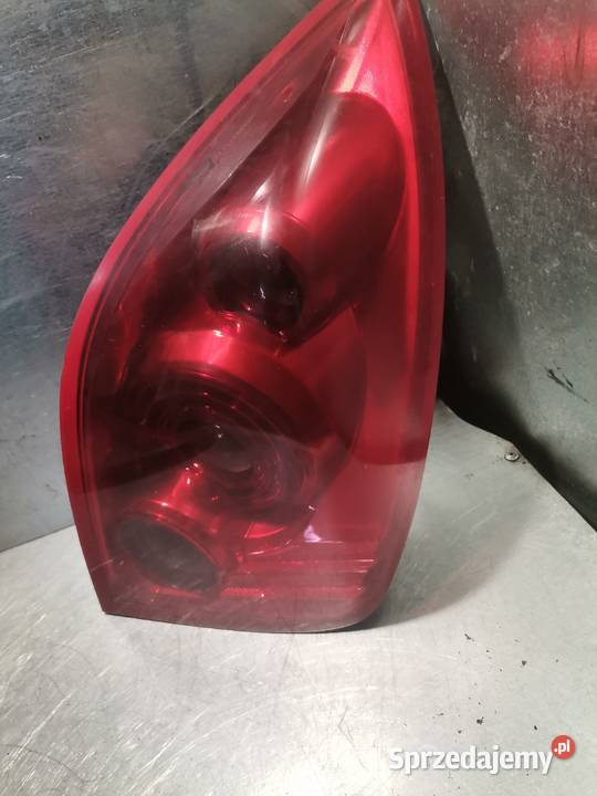 NISSAN PRIMERA P12 HB LAMPA PRAWY TYŁ Nowy Sącz sprzedam