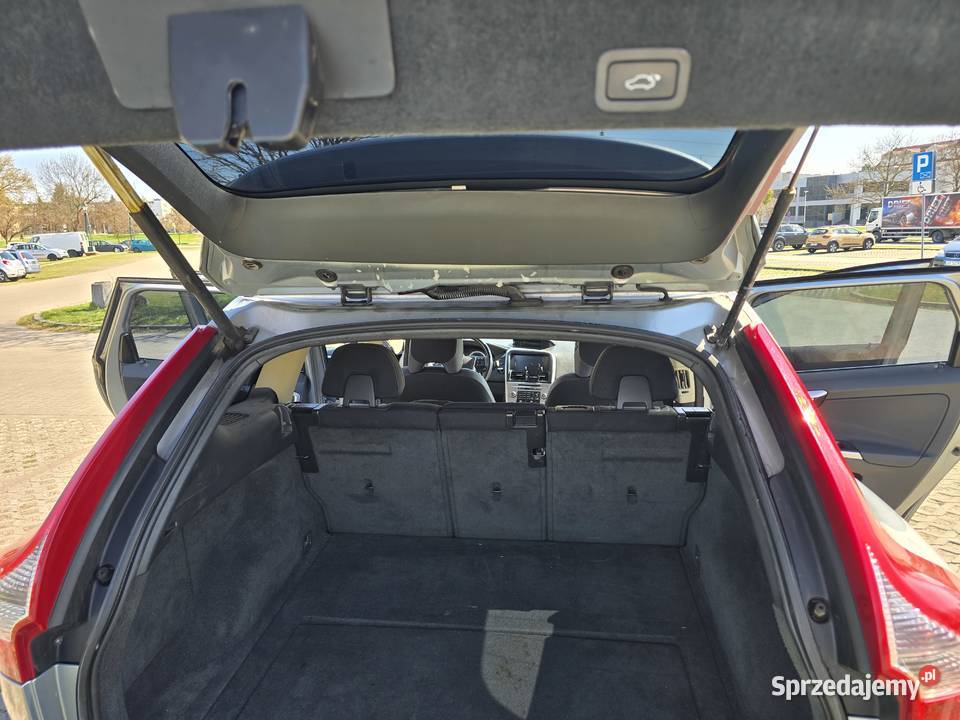 Volvo XC 60 24D AWD Momentum manualna Zamość