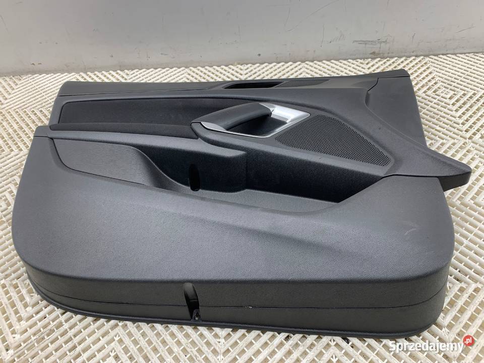 BOCZEK DRZWI LEWY PRZÓD PEUGEOT 308 II