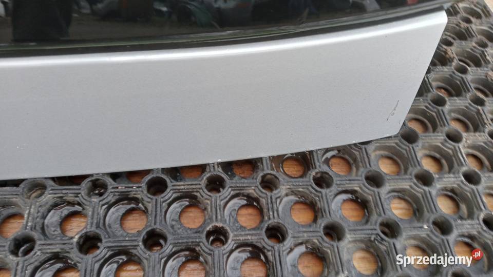 RENAULT LAGUNA III HB KLAPA TYŁ TED69 Zbierkowo