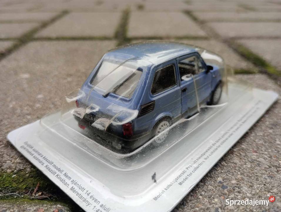 FIAT 126P BIS kultowe auta PRL kolekcja 143 Warszawa