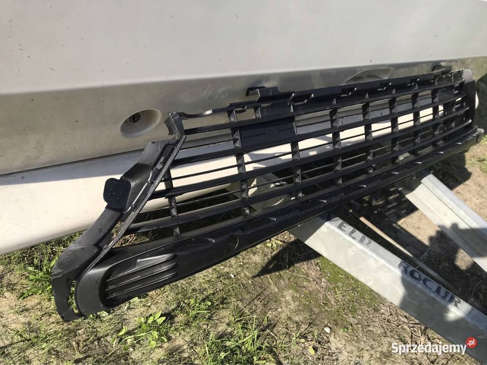 Opel Combo E 18 kratka zderzaka przód z PDC Rzeszów