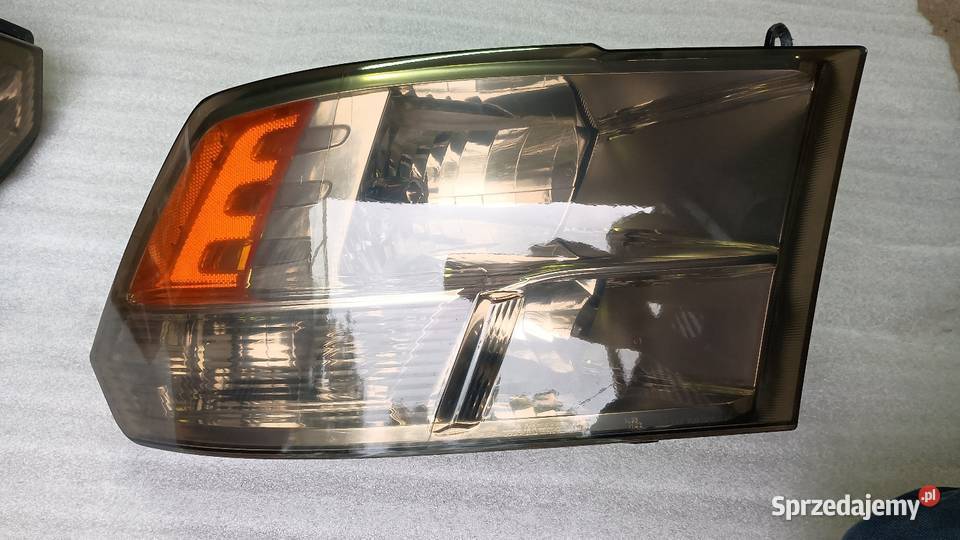 Reflektory Dodge Ram 20082018 Dąbrówka