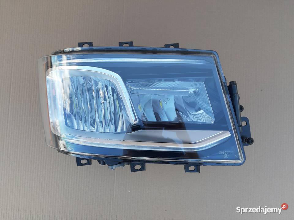 SCANIA R S REFLEKTOR PRAWY LAMPA FULL LED lubuskie Trzciel