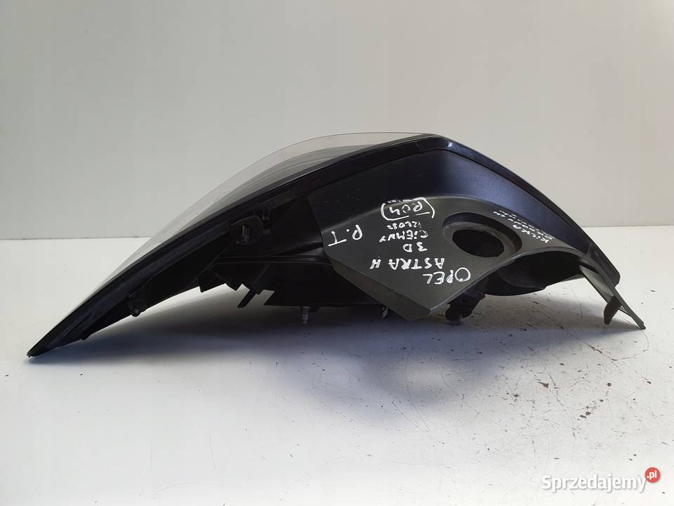 LAMPA PRAWA TYLNA Opel Astra H III lift HB 0610r Oświetlenie Rudka