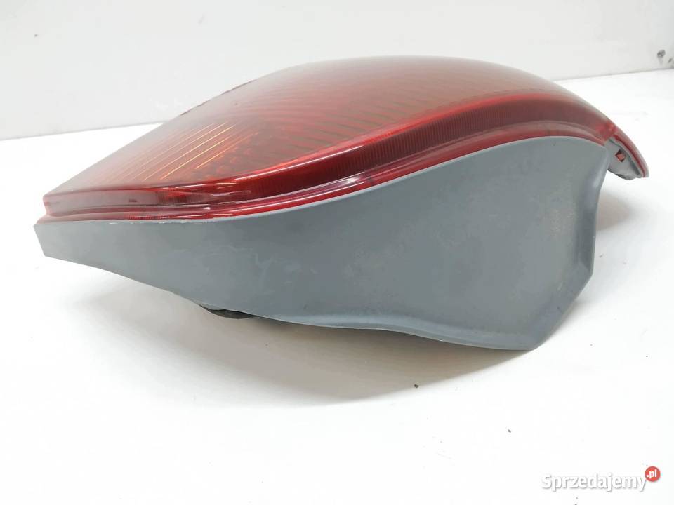 LAMPA TYŁ LEWA LIFT Toyota Yaris I 19992005