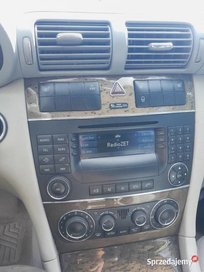 W203 220cdi calosc czesci czarny sprzedam