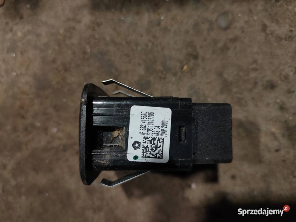 Tylny przełącznik szyby elektrycznej RAM 1500 Zielęcice sprzedam