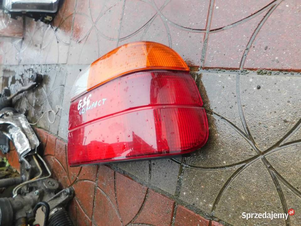 E36 compact lampa prawa WYSYŁKA Pozostałe śląskie Żory
