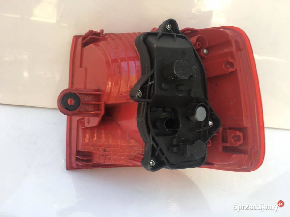 VW TOURAN 1TO LIFT LEWA LAMPA TYŁ Ostroróg sprzedam