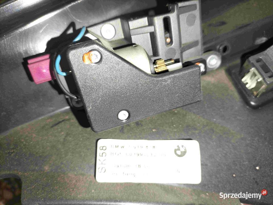 Siłownik z prowadnicą rolety tylnej BMW E61 LCI śląskie Poręba