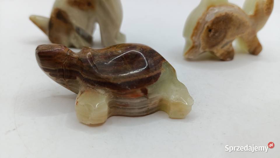 Figurki ozdoby z kamienia małe pies delfin żółw