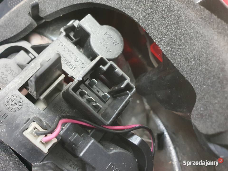 LAMPA LEWA Volvo V40 II 1216r TYLNIA TYLNA lewy Chełm