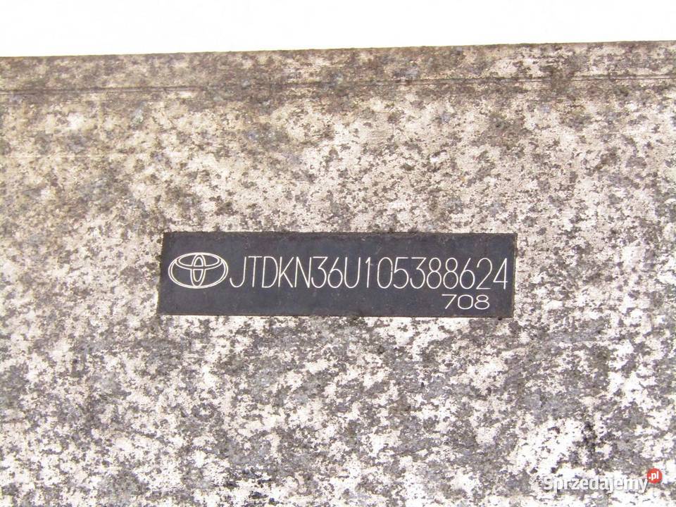 BELKA WZMOCNIENIE ZDERZAKA PRZEDNIE PRZÓD TOYOTA Karoseria