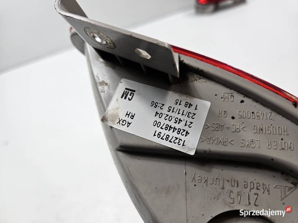 OPEL ZAFIRA C LAMPA PRZECIWMGIELNA PRAWY TYŁ Międzychód
