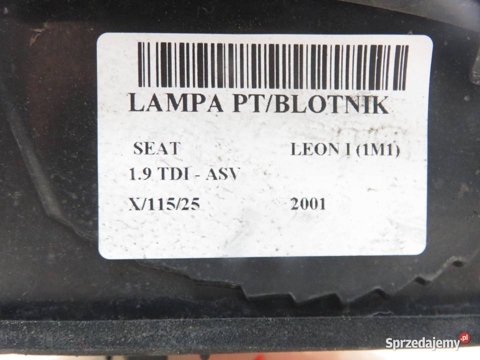 LAMPA PRAWA TYLNA SEAT LEON I 1M1