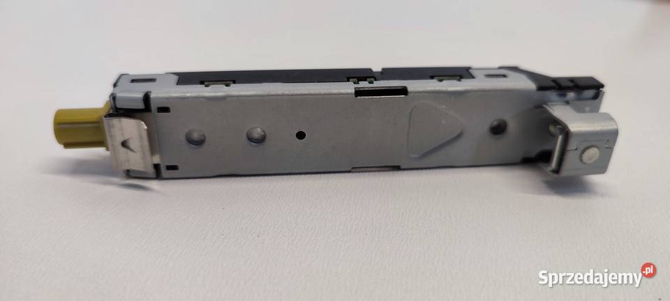 SKODA KAROQ WZMACNIACZ ANTENOWY 57A035577