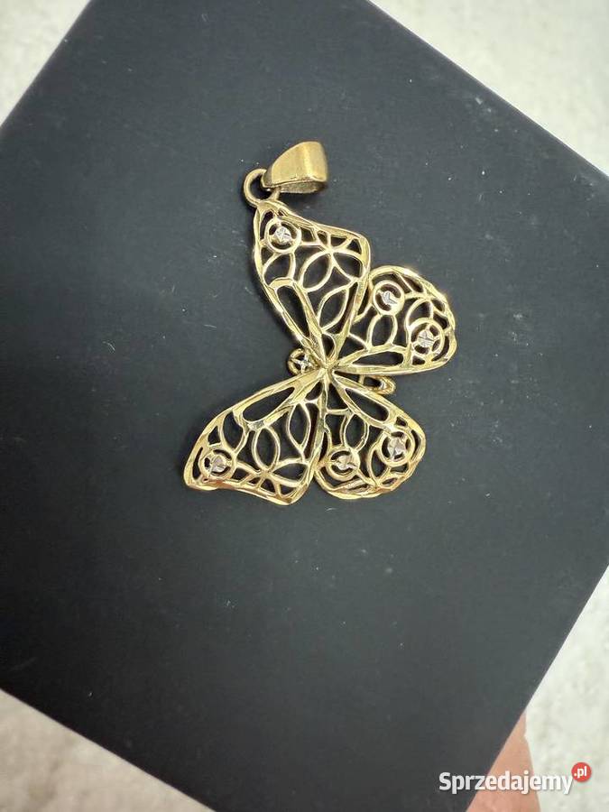 Zawieszka złota motyl złoto warmińsko-mazurskie Bażyny