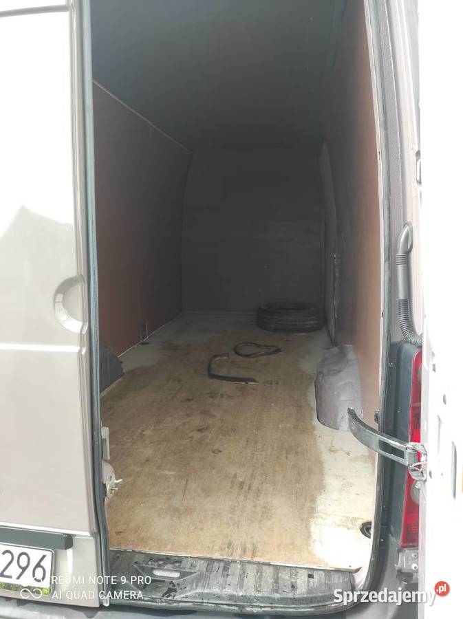 VW Crafter 25 TDI L4H2 2011