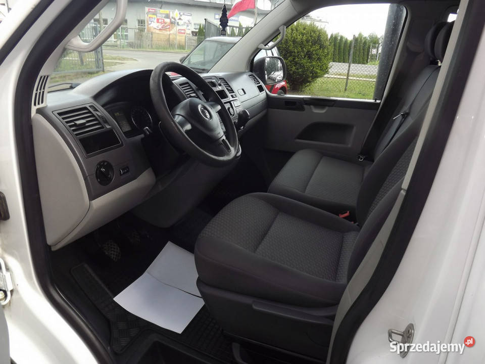 Volkswagen Caravelle Caravelle 9osobowyT5 światła przeciwmgielne Janów Lubelski