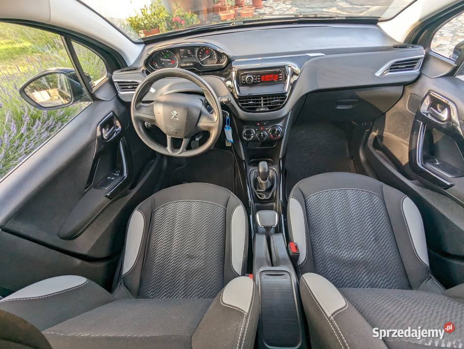 Peugeot 2008 15 diesel rocznik 2017 igła manualna 2008