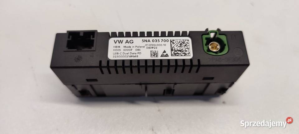 VW TIGUAN II PORT GNIAZDO USB 5NA035700 Rozdzielacze gniazda zapalniczki dolnośląskie