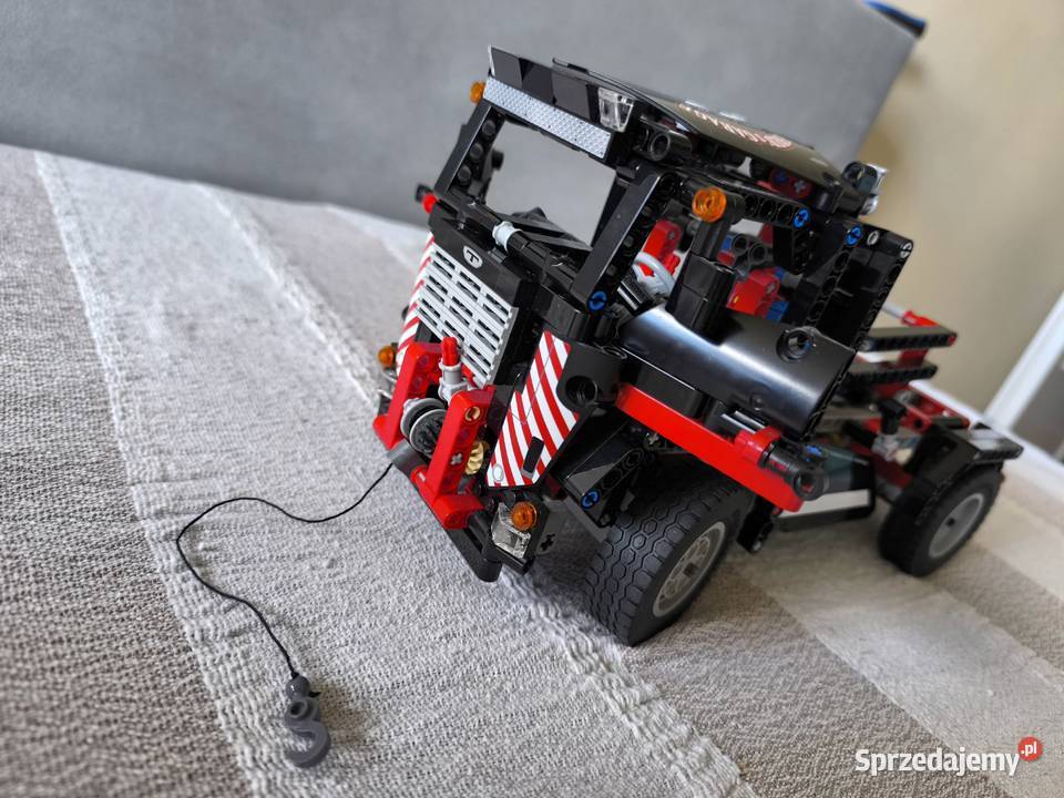 LEGO Technic 9395 Furgonetka Pomocy Drogowej Racibórz