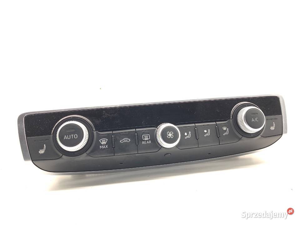 PANEL STEROWANIA NAWIEWU AUDI Q3 II 83A820043S sprzedam