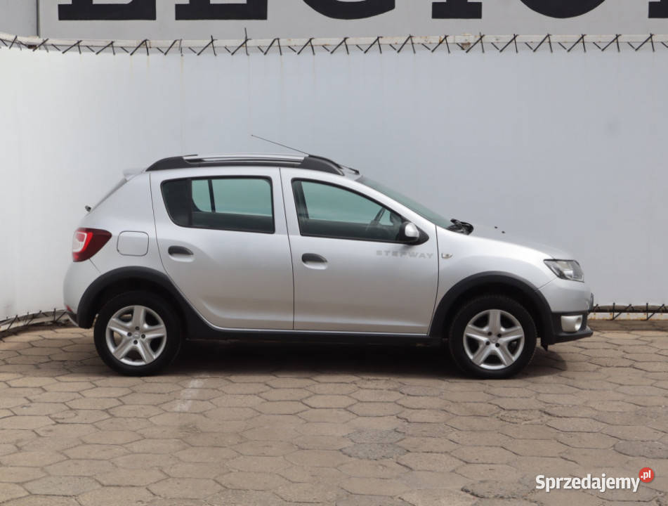 Dacia Sandero 09 TCe Samochody osobowe