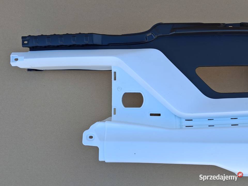 MAN TGX TG3 ZDERZAK LEWY OKULAR HALOGENU ciężarowe Bieleń