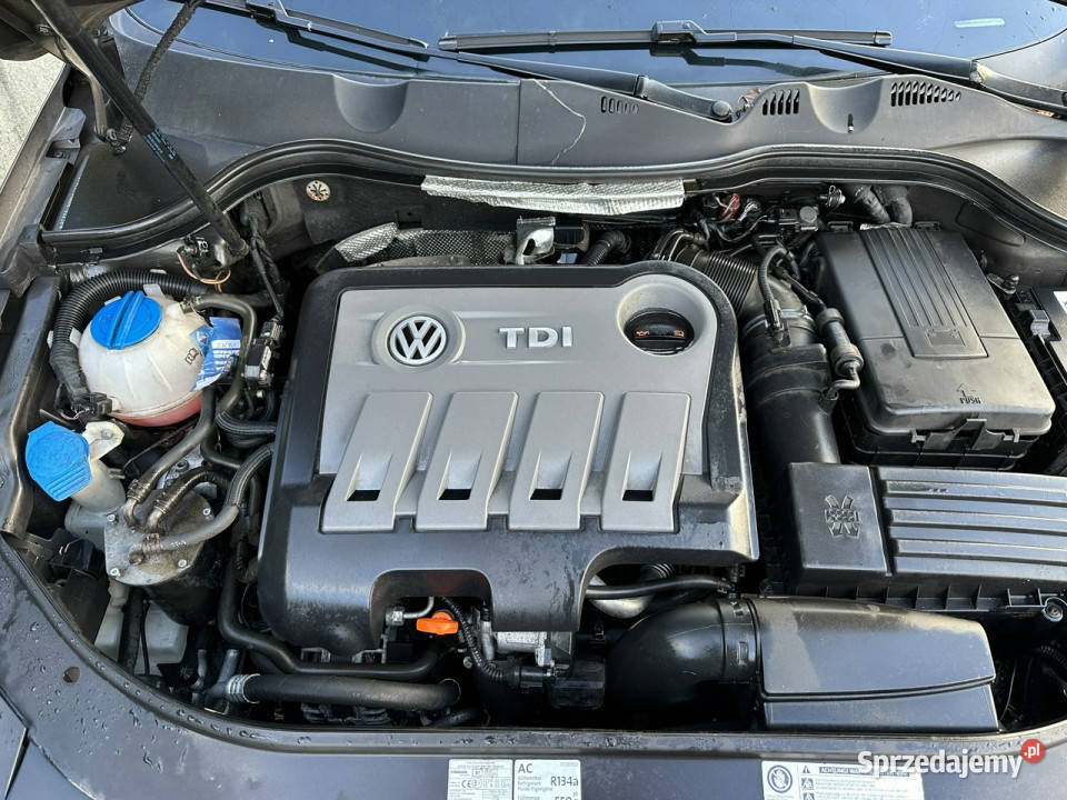 Volkswagen Passat 20 TDI biksenony system park ASR (kontrola trakcji)