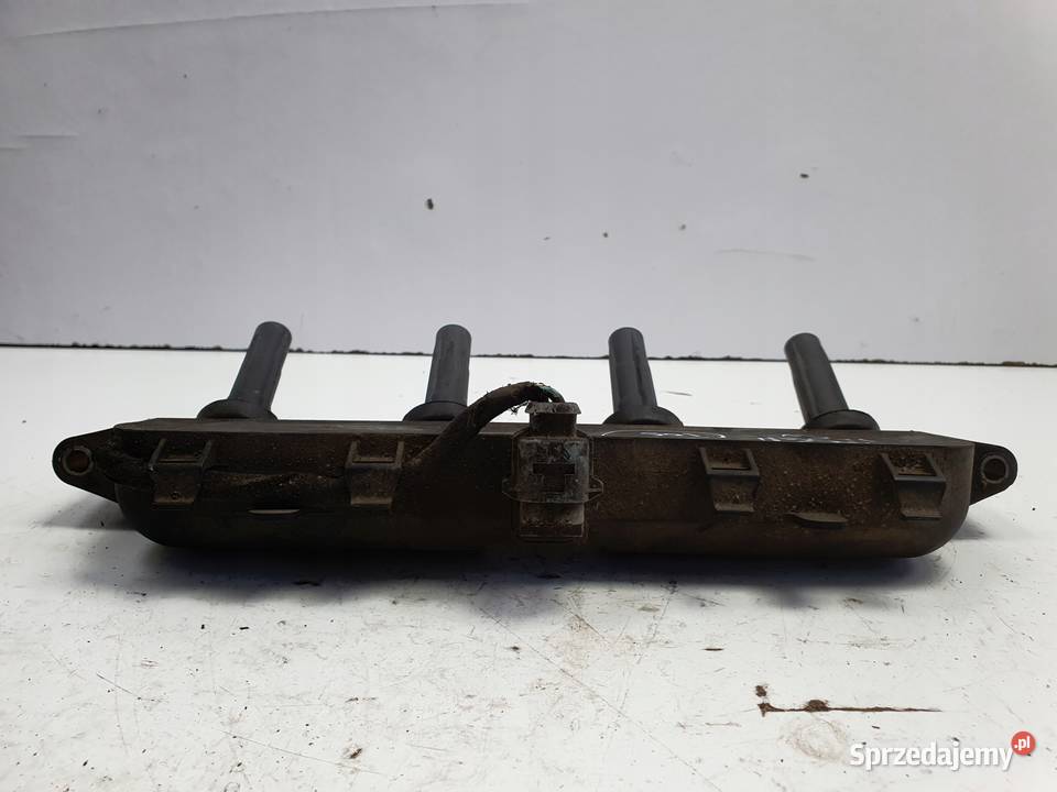 Citroen C3 14 8V CEWKA ZAPŁONOWA 9635864980