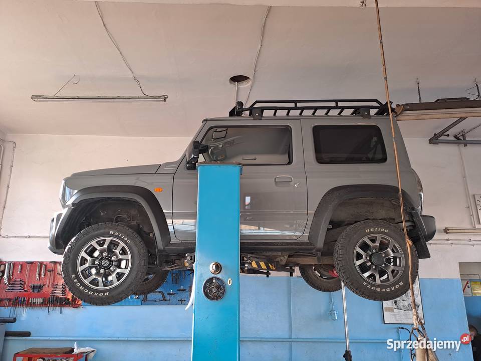 Sprężyny zawieszenia tył 4131177r30 Suzuki Jimny terenowe sprzedam