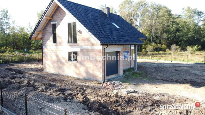 sprzedaży domu wolnostojącego Dąbrówka 1245m2 dachówka sprzedam