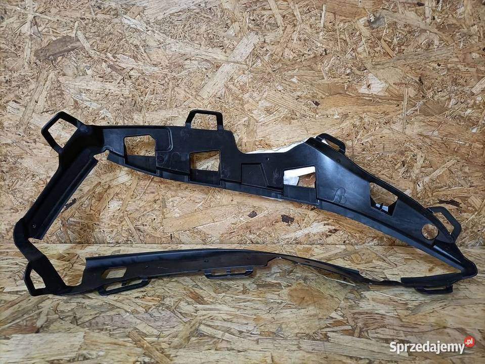 MERCEDES EQB 22 USZCZELKA LAMPY LEWY PRZÓD wielkopolskie Pleszew