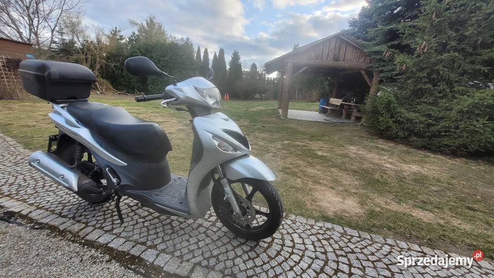 Suzuki sixteen ux 125