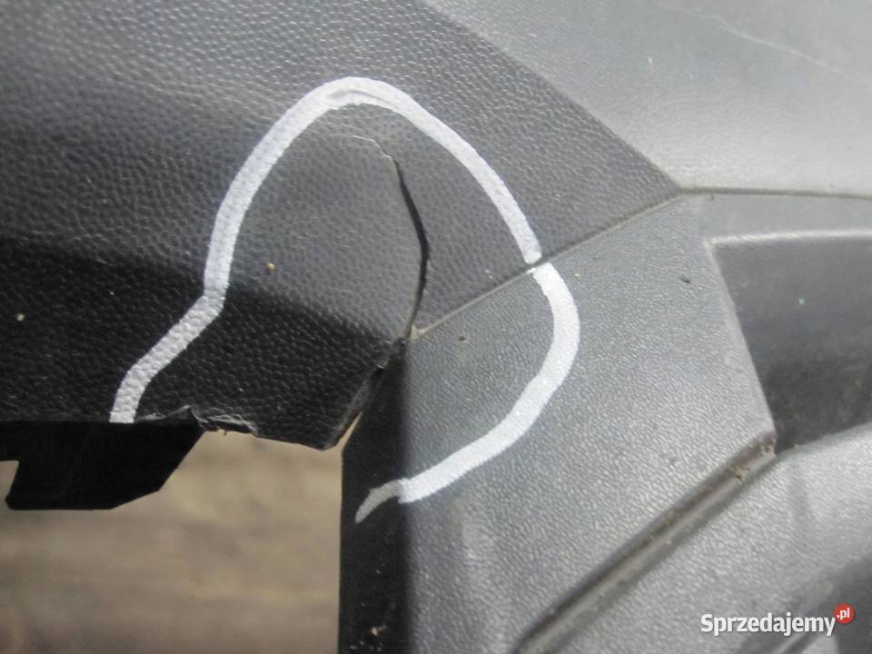 VW CADDY III LIFT 09r zderzak przód osobowe świętokrzyskie