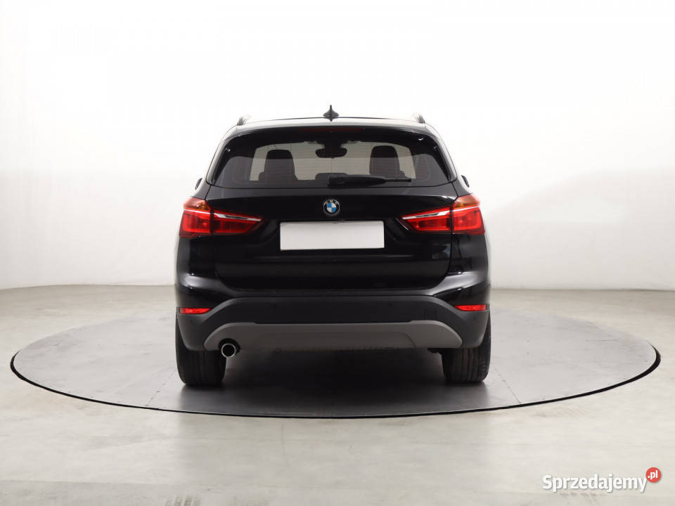 BMW X1 sDrive18i wspomaganie kierownicy sprzedam