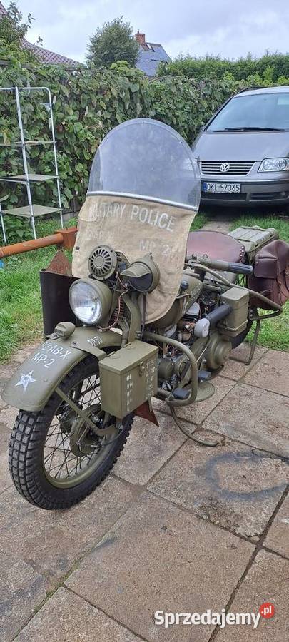 ładnie odrestaurowany motocykl Harley Davidson Kluczbork