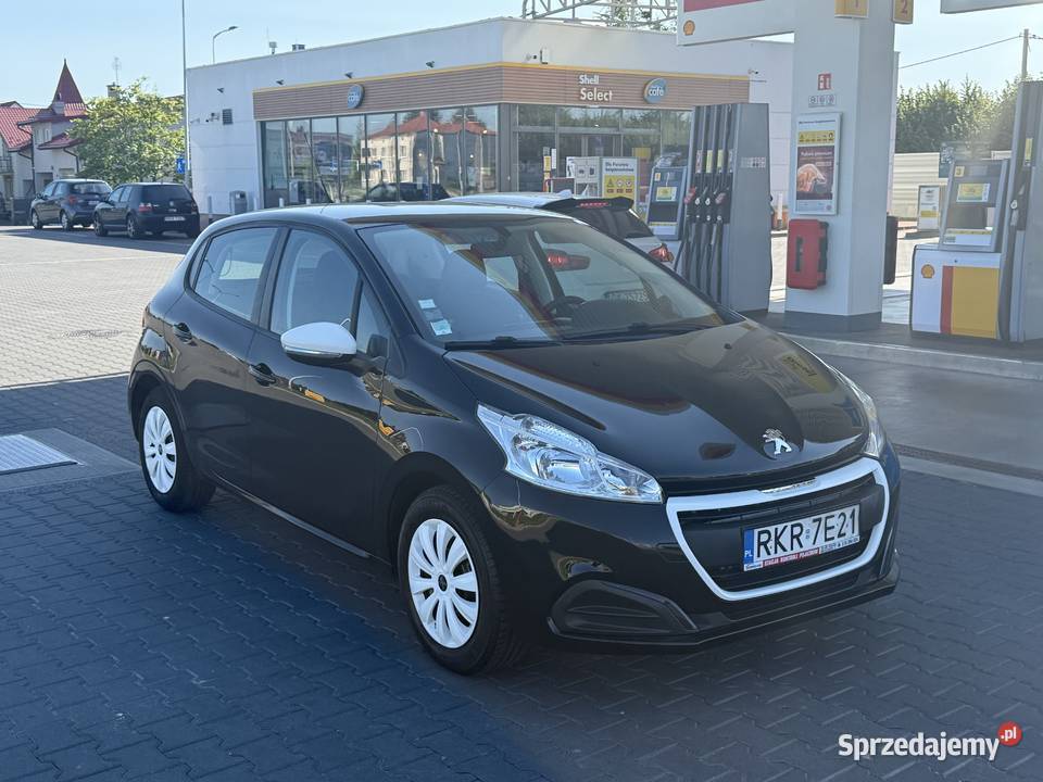 Peugeot 208 10 50 kW 2015 niski przebieg 35 000 Krosno