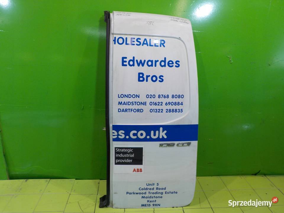 MERCEDES CITAN 16r VAN drzwi prawe tyl kompletne